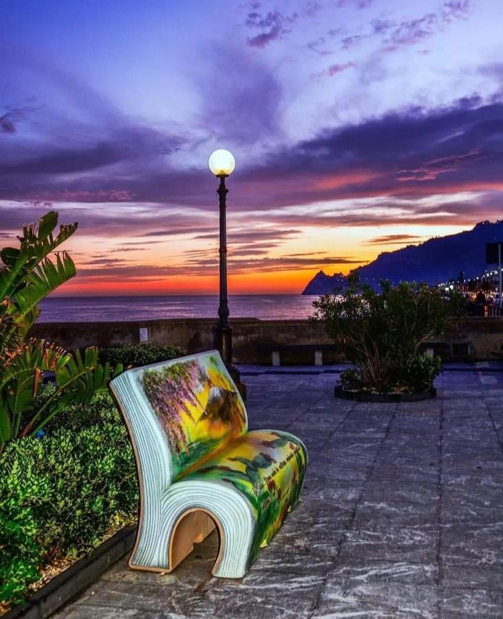 Torrevarata Vacanze Villa ซานตาเทเรซา ดี รีวา ภายนอก รูปภาพ